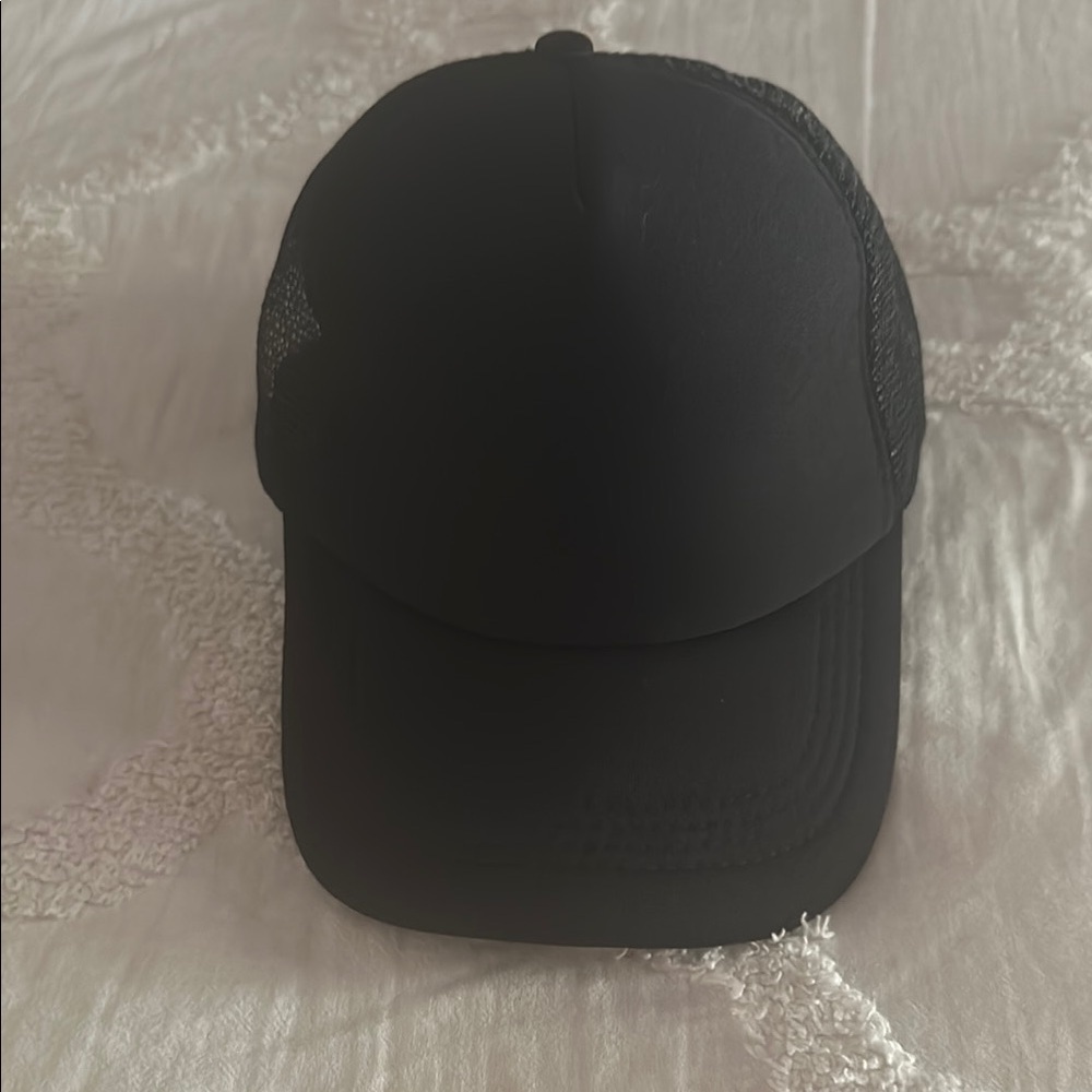 Black Mesh Baseball Cap